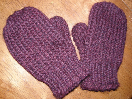 As promised…here is the pattern for cozy, easy to knit, one piece Mittens!